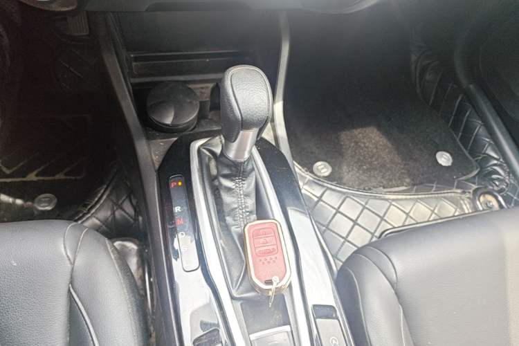 Used Honda Crider 2019 180 Turbo CVT Luxury Edition China VI Emission Standard Gear Lever