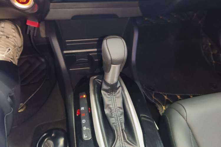 Used Honda Crider 2019 180 Turbo CVT Luxury Edition China VI Emission Standard Gear Lever