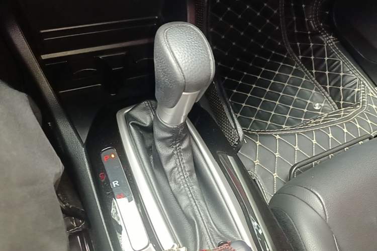 Used Honda Crider 2019 180 Turbo CVT Luxury Edition China VI Emission Standard Gear Lever