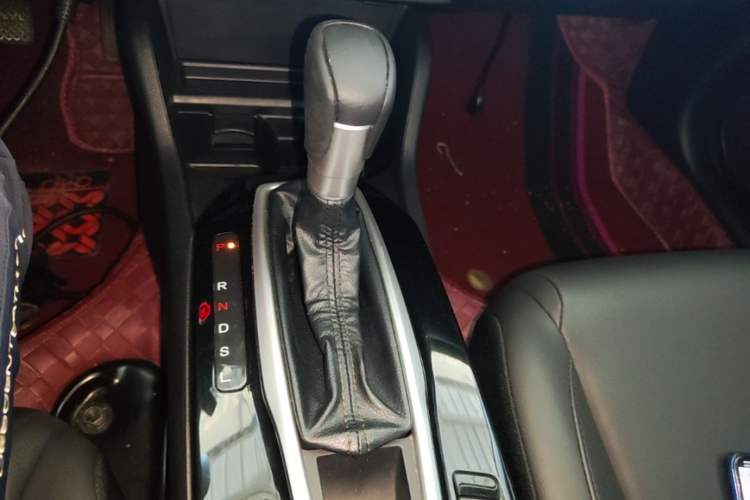 Used Honda Crider 2019 180 Turbo CVT Luxury Edition China VI Emission Standard Gear Lever