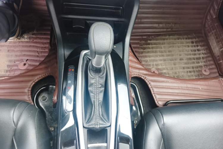 Used Honda Crider 2019 180 Turbo CVT Leading Edition China VI Gear Lever