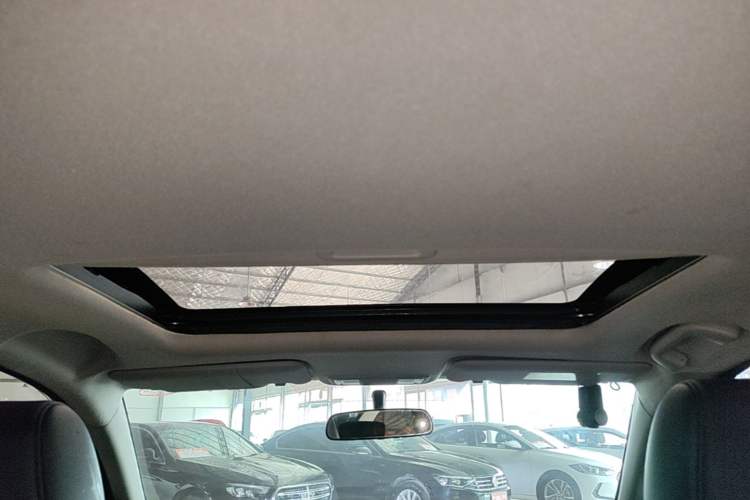 Used Honda Crider 2019 180 Turbo CVT Luxury Edition China VI Emission Standard Headliner
