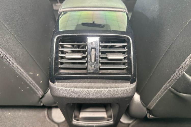 Used Honda Crider 2019 180 Turbo CVT Luxury Edition China VI Emission Standard Interior 9