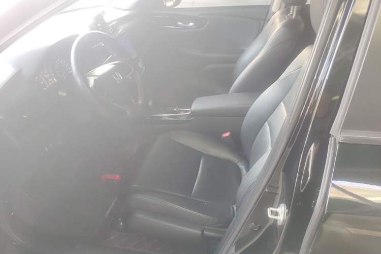 Used Honda Crider 2019 180 Turbo CVT Comfort Edition China V Left Front Seat