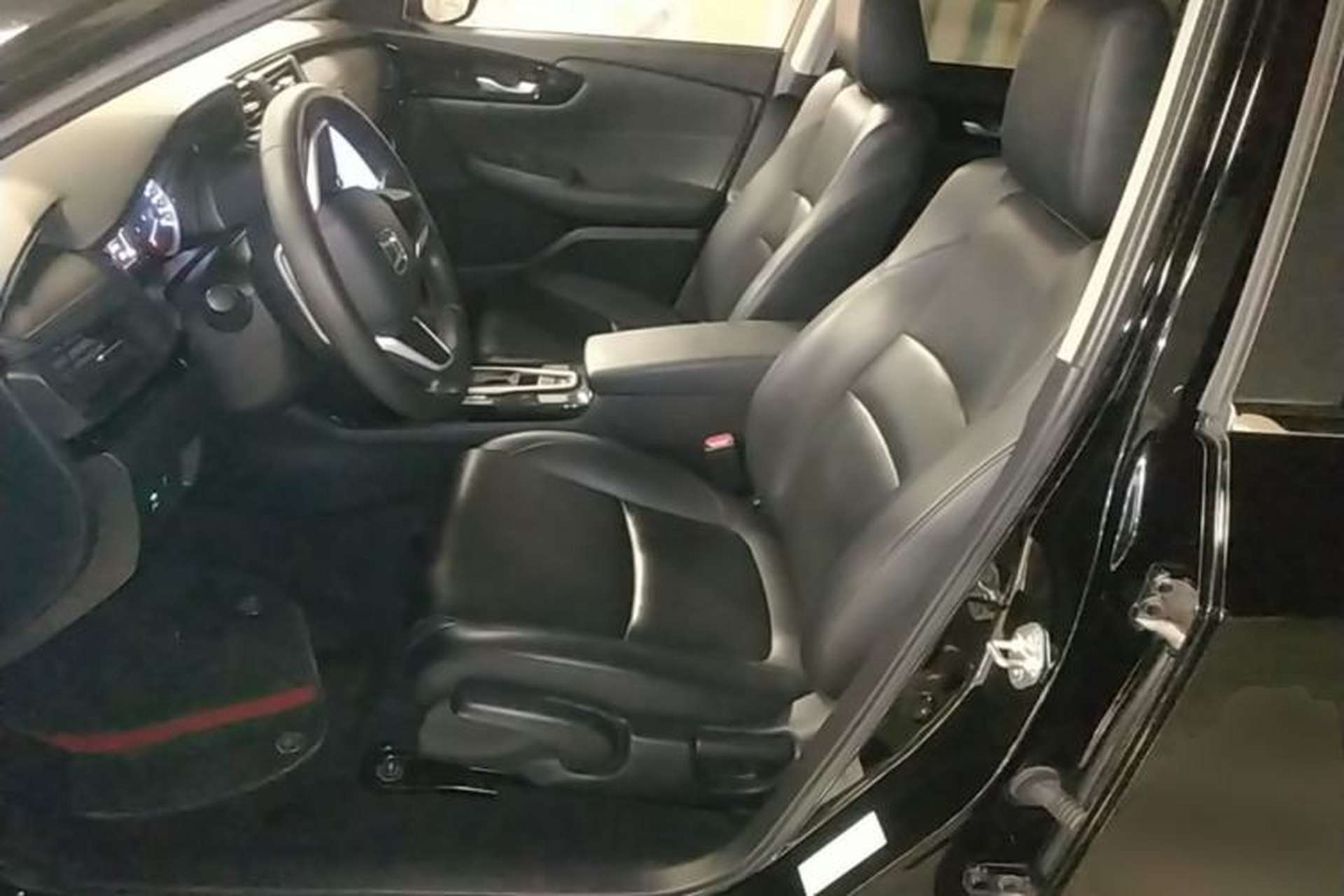 Used Honda Crider 2019 180 Turbo CVT Luxury Edition China VI Emission Standard Left Front Seat