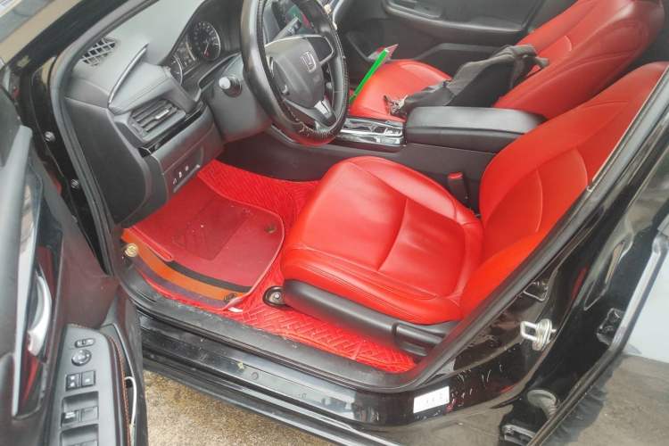 Used Honda Crider 2019 180 Turbo CVT Comfort Edition China V Left Front Seat