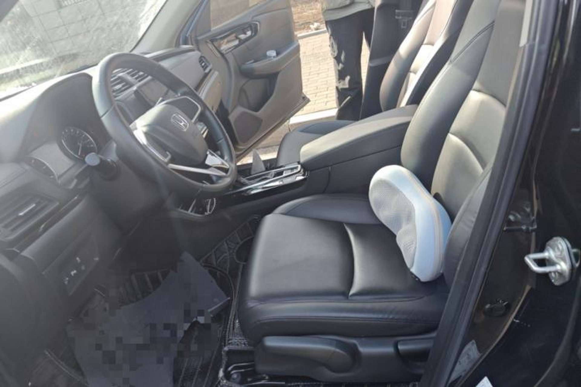 Used Honda Crider 2019 180 Turbo CVT Luxury Edition China V Left Front Seat