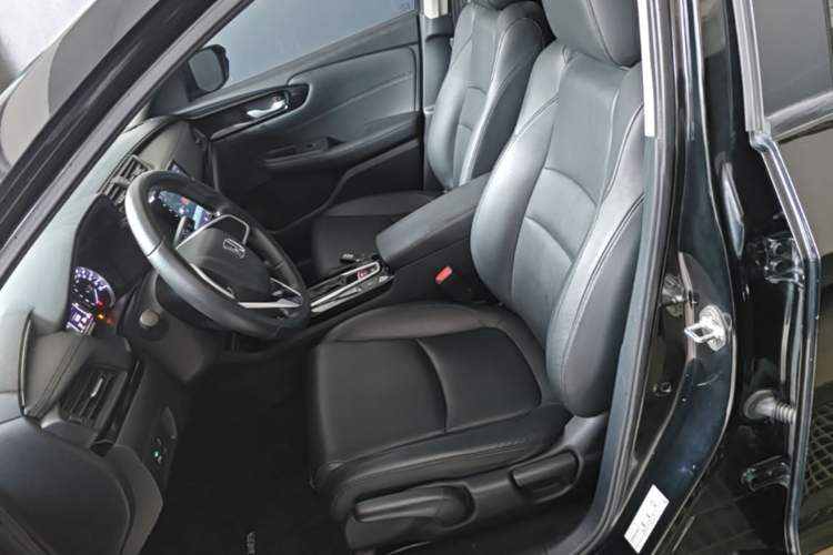 Used Honda Crider 2019 180 Turbo CVT Luxury Edition China VI Emission Standard Left Front Seat