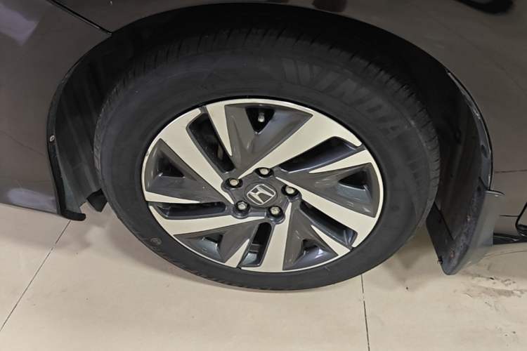 Used Honda Crider 2019 180 Turbo CVT Comfort Edition China V Left Front Wheel Hub
