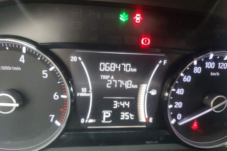 Used Honda Crider 2019 180 Turbo CVT Luxury Edition China VI Emission Standard Odometer Close Up