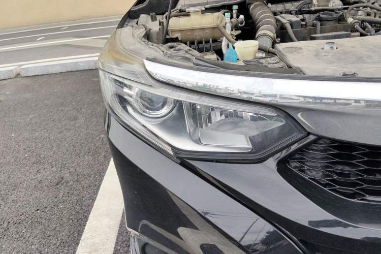 Used Honda Crider 2019 180 Turbo CVT Comfort Edition China V Right Front Headlight