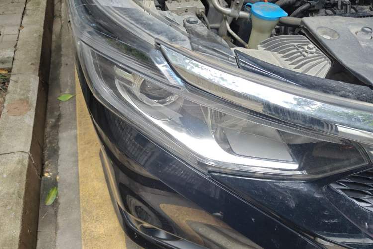 Used Honda Crider 2019 180 Turbo CVT Luxury Edition China VI Emission Standard Right Front Headlight
