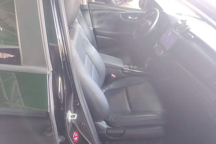 Used Honda Crider 2019 180 Turbo CVT Comfort Edition China V Right Front Seat