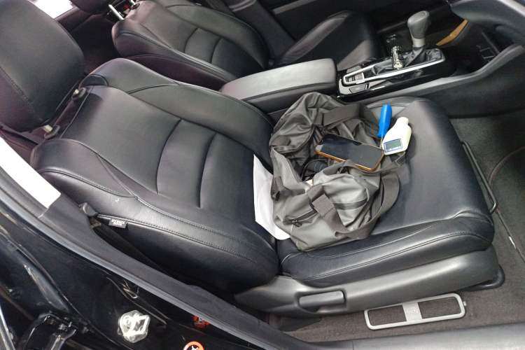 Used Honda Crider 2019 180 Turbo CVT Comfort Version China VI Right Front Seat
