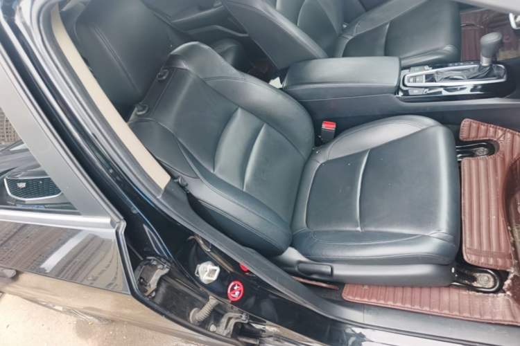 Used Honda Crider 2019 180 Turbo CVT Leading Edition China VI Right Front Seat