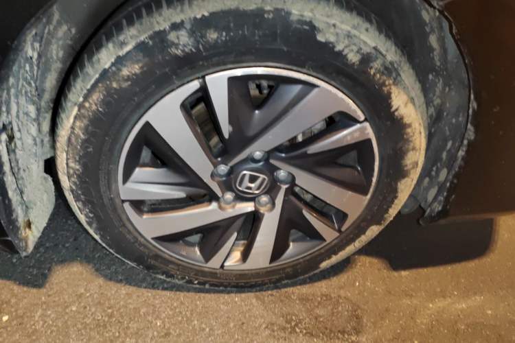 Used Honda Crider 2019 180 Turbo CVT Comfort Edition China V Right Front Wheel Hub