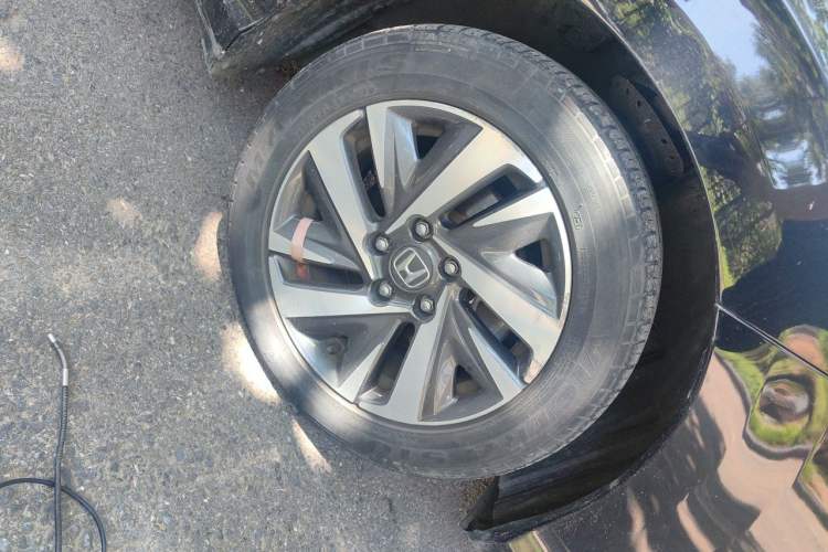 Used Honda Crider 2019 180 Turbo CVT Comfort Edition China V Right Front Wheel Hub