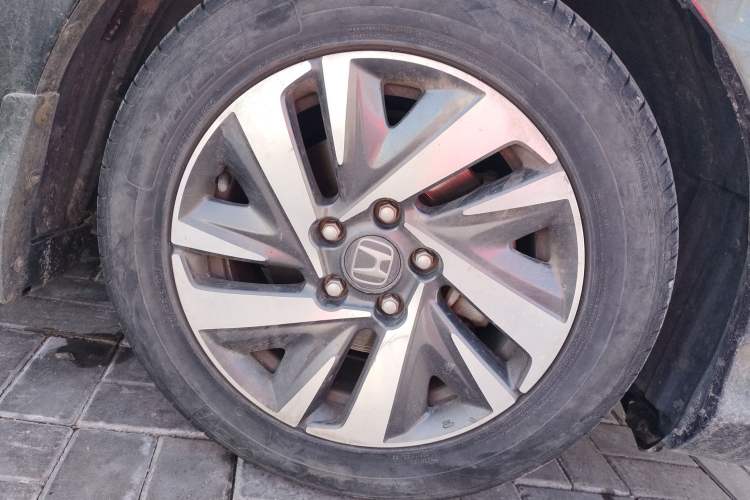 Used Honda Crider 2019 180 Turbo CVT Leading Edition China V Right Front Wheel Hub