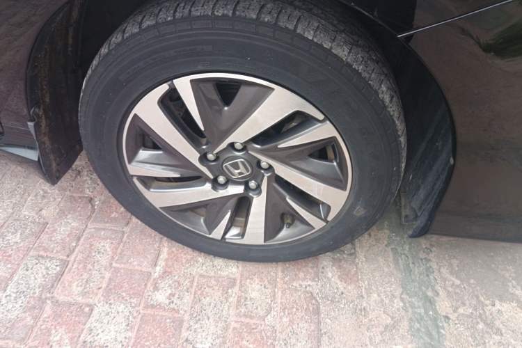 Used Honda Crider 2019 180 Turbo CVT Comfort Edition China V Right Front Wheel Hub
