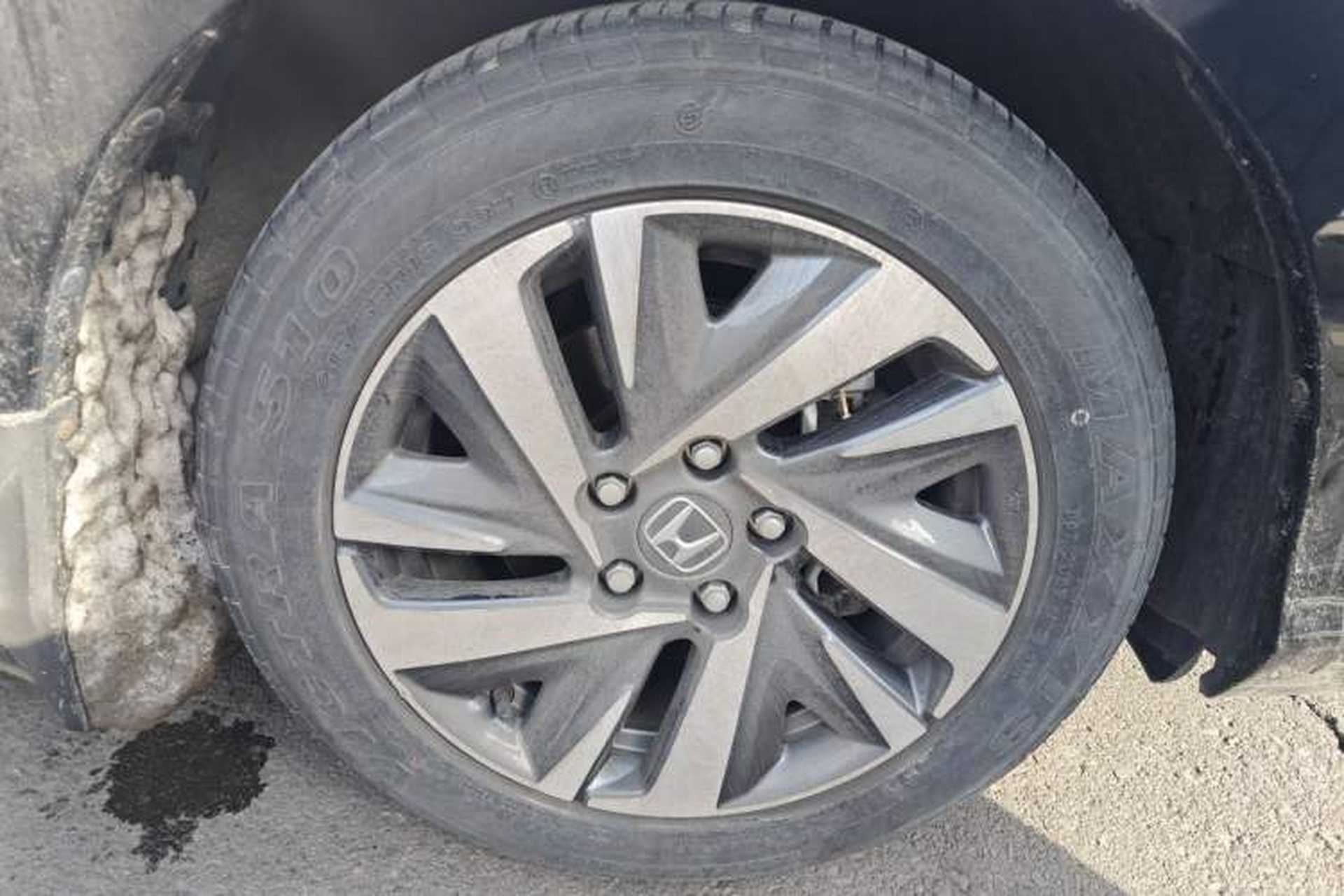 Used Honda Crider 2019 180 Turbo CVT Luxury Edition China V Right Front Wheel Hub