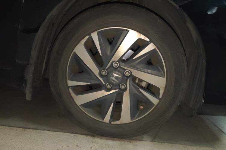 Used Honda Crider 2019 180 Turbo CVT Comfort Edition China V Right Front Wheel Hub