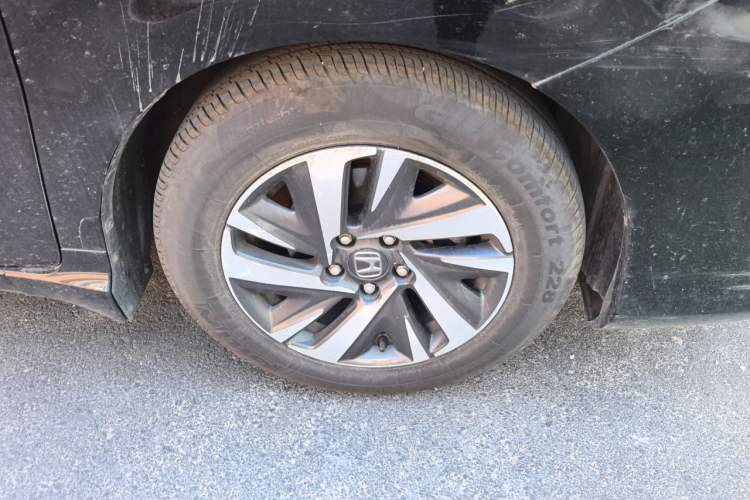Used Honda Crider 2019 180 Turbo CVT Comfort Edition China V Right Front Wheel Hub