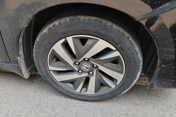 Used Honda Crider 2019 180 Turbo CVT Luxury Edition China V Right Front Wheel Hub