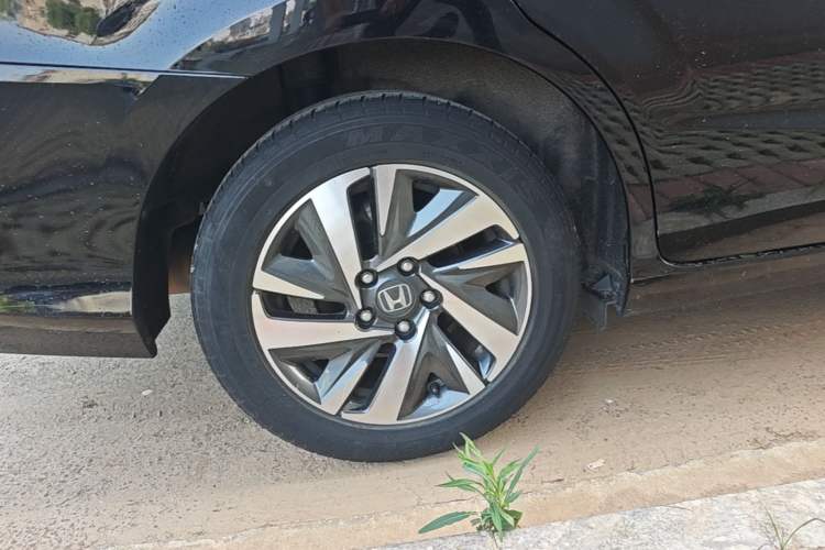 Used Honda Crider 2019 180 Turbo CVT Luxury Edition China VI Emission Standard Right Rear Wheel Hub