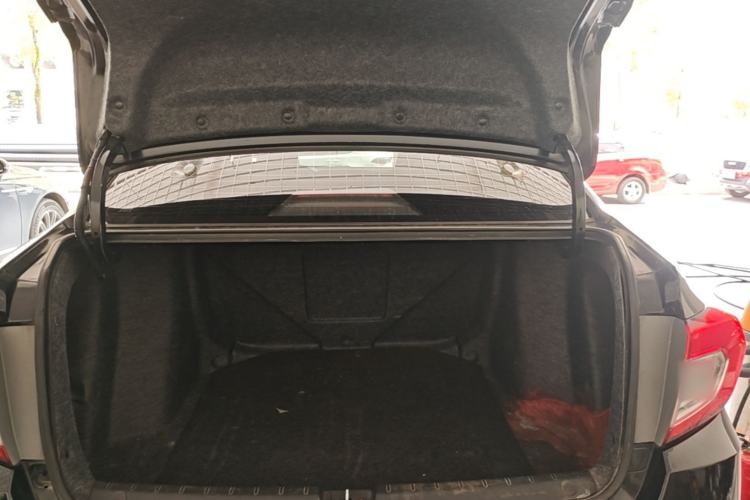 Used Honda Crider 2019 180 Turbo CVT Comfort Version China VI Trunk