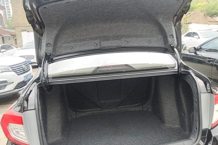 Used Honda Crider 2019 180 Turbo CVT Comfort Edition China V Trunk