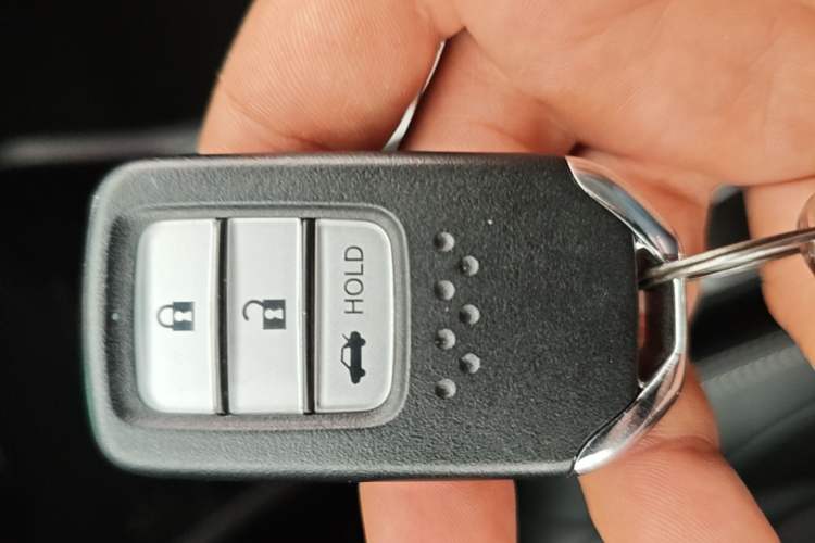 Used Honda Crider 2019 180 Turbo CVT Comfort Version China VI Vehicle Key