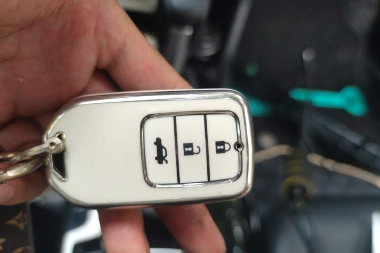 Used Honda Crider 2019 180 Turbo CVT Luxury Edition China VI Emission Standard Vehicle Key