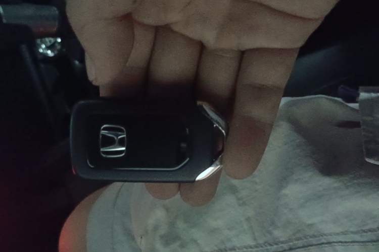 Used Honda Crider 2019 180 Turbo CVT Luxury Edition China VI Emission Standard Vehicle Key