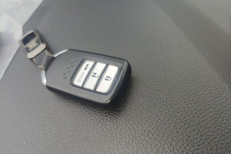 Used Honda Crider 2019 180 Turbo CVT Luxury Edition China VI Emission Standard Vehicle Key