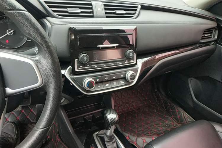 Used Honda Crider 2019 180 Turbo CVT Luxury Edition China V Audio And AC Panel