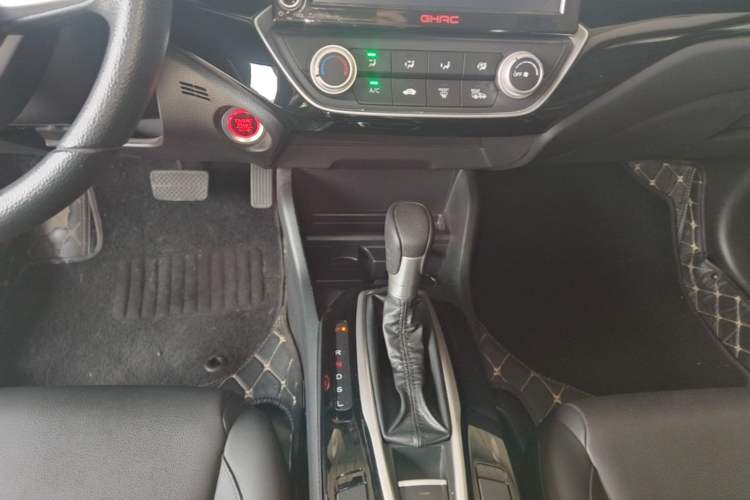 Used Honda Crider 2019 180 Turbo CVT Luxury Edition China VI Emission Standard Gear Lever