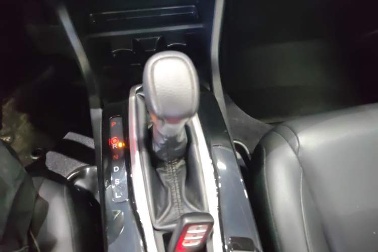Used Honda Crider 2019 180 Turbo CVT Leading Edition China VI Gear Lever