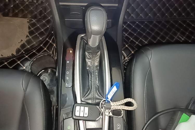 Used Honda Crider 2019 180 Turbo CVT Luxury Edition China VI Emission Standard Gear Lever