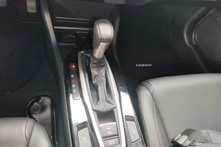 Used Honda Crider 2019 180 Turbo CVT Luxury Edition China VI Emission Standard Gear Lever