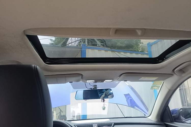 Used Honda Crider 2019 180 Turbo CVT Luxury Edition China VI Emission Standard Headliner