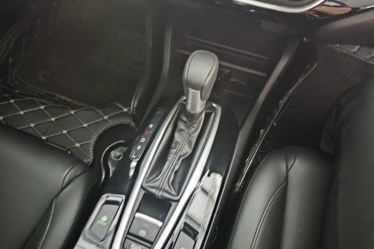 Used Honda Crider 2019 180 Turbo CVT Luxury Edition China VI Emission Standard Interior 4