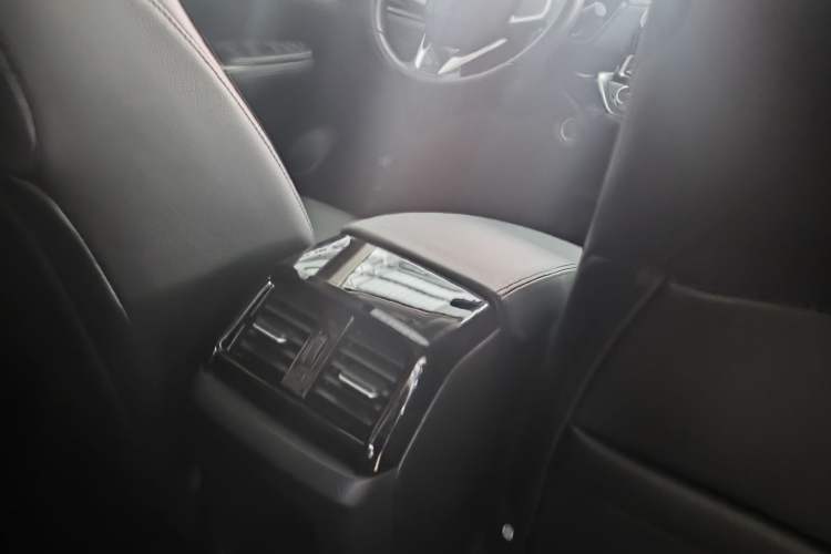 Used Honda Crider 2019 180 Turbo CVT Luxury Edition China VI Emission Standard Interior 9