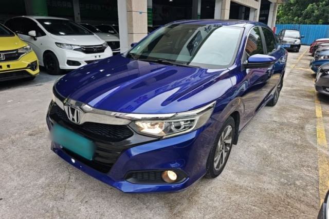 Ojetý Honda Crider 2019 180 Turbo CVT Luxury Edition China VI Emission Standard