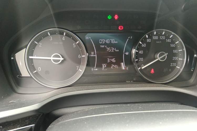 Used Honda Crider 2019 180 Turbo CVT Luxury Edition China V Odometer Close Up
