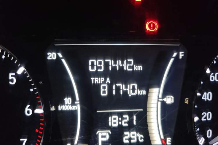 Used Honda Crider 2019 180 Turbo CVT Luxury Edition China V Odometer Close Up