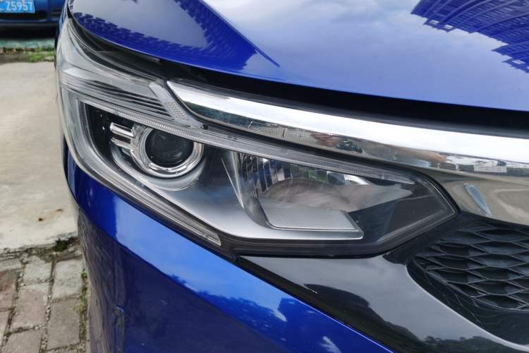 Used Honda Crider 2019 180 Turbo CVT Comfort Edition China V Right Front Headlight