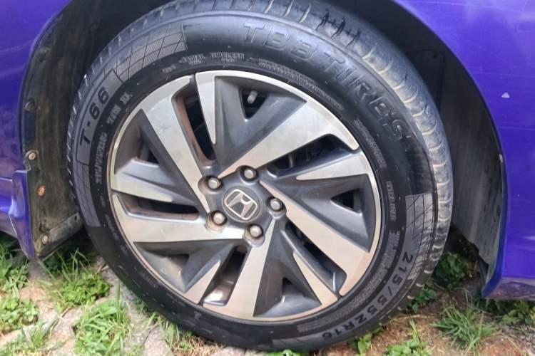 Used Honda Crider 2019 180 Turbo CVT Luxury Edition China V Right Front Wheel Hub