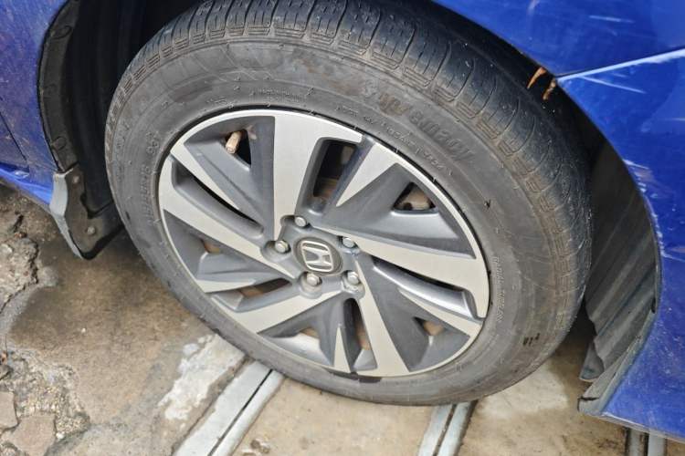 Used Honda Crider 2019 180 Turbo CVT Comfort Edition China V Right Front Wheel Hub
