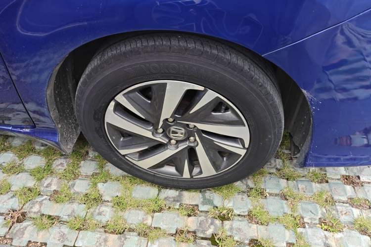 Used Honda Crider 2019 180 Turbo CVT Comfort Edition China V Right Front Wheel Hub