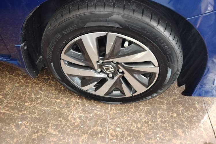 Used Honda Crider 2019 180 Turbo CVT Luxury Edition China V Right Front Wheel Hub